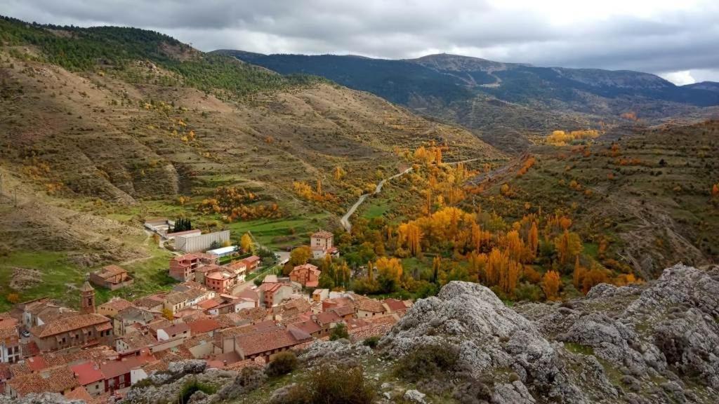 Апартаменты Javalambre Mountain Superski Камарена-де-ла-Сьерра Экстерьер фото